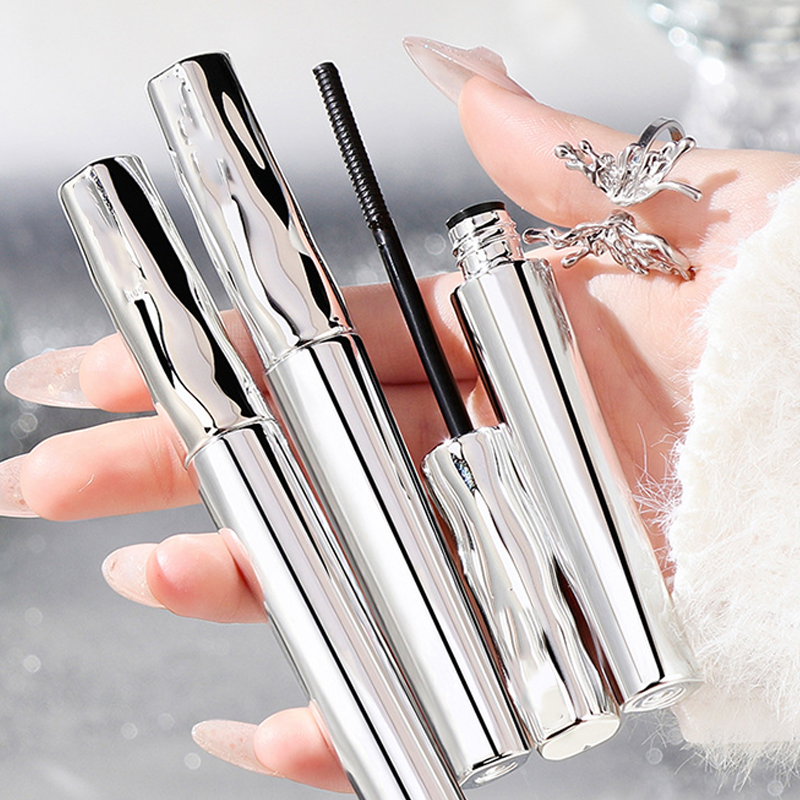 πKerstkorting! Ultieme Lengte & Krul Mascara β Koop 1, Pak 1 Cadeau!