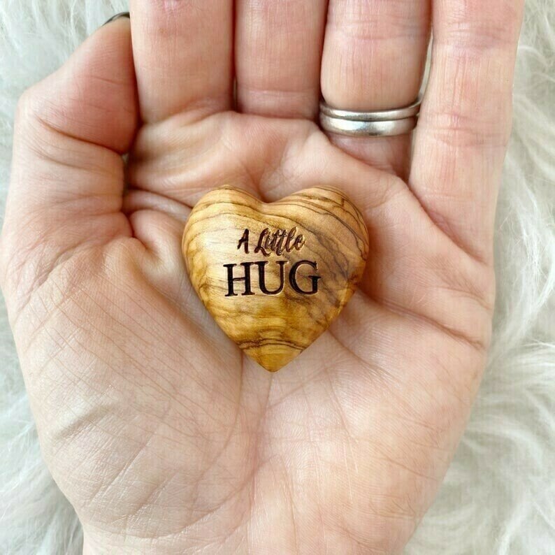 Pocket Hugger Houten Gelukscadeau