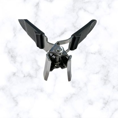 Globetrek° NailCutter 1+1 GRATIS: Duurzaam Gemakkelijk Knippen Gehoekt Nagel Knipper