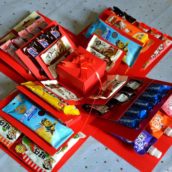 🎅💸 Creatieve Kerstcadeaudoos (5 Lagen) - Verrassingsdoos met Lint