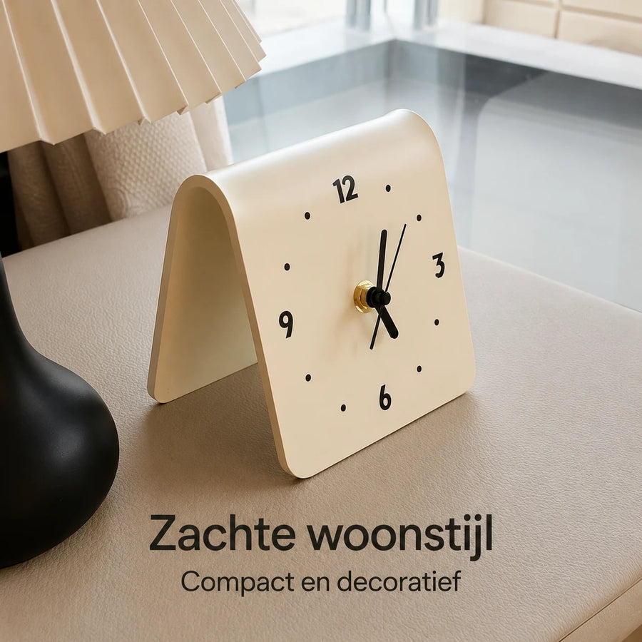 Stille acryl tafelklok voor nachtkastje of bureau
