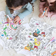 Doe-het-zelf tekenfilm kleurige pyjama voor kinderen