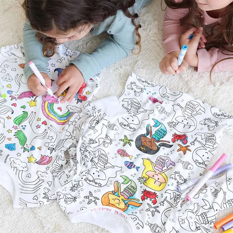 Doe-het-zelf tekenfilm kleurige pyjama voor kinderen