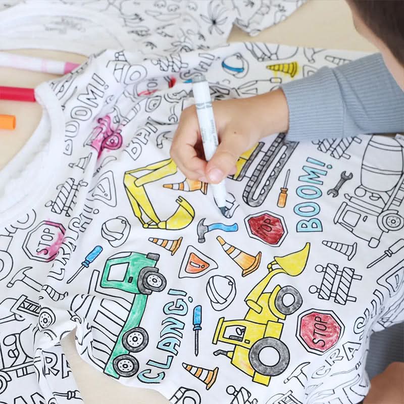 Doe-het-zelf tekenfilm kleurige pyjama voor kinderen